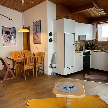 Lägenhet Casa Tresch Bis 5 Pers *