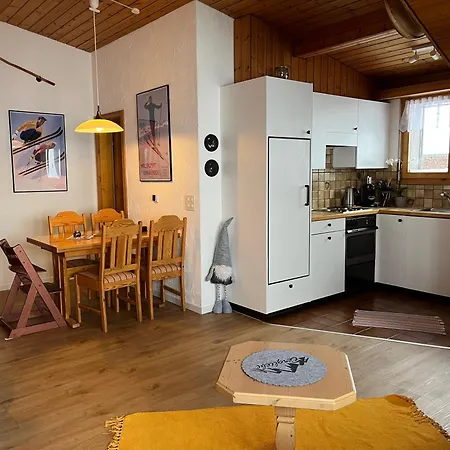 Casa Tresch Bis 5 Pers Lägenhet Sedrun